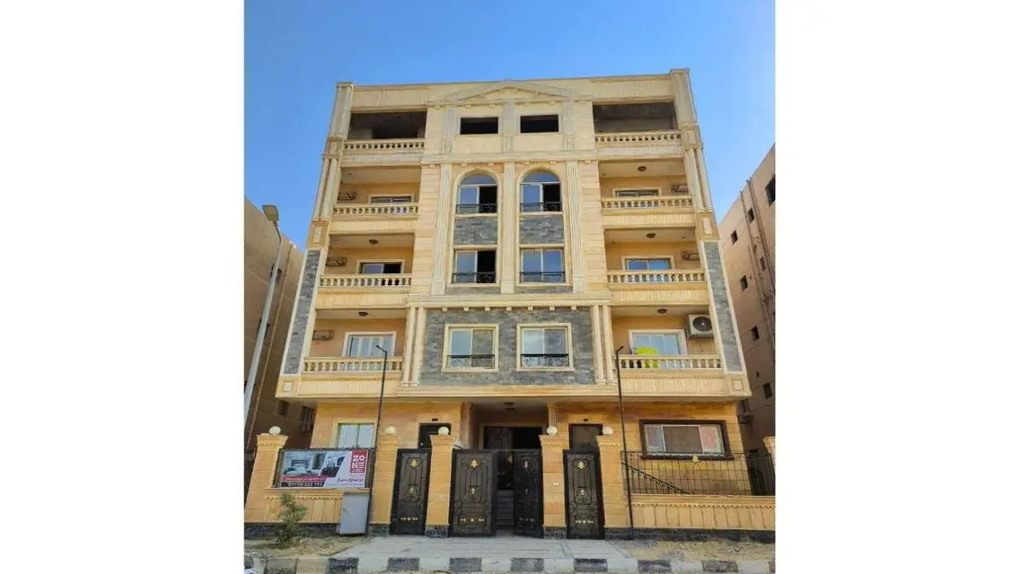 التجمع الخامس  خطوات من كومباوند ميفيدا