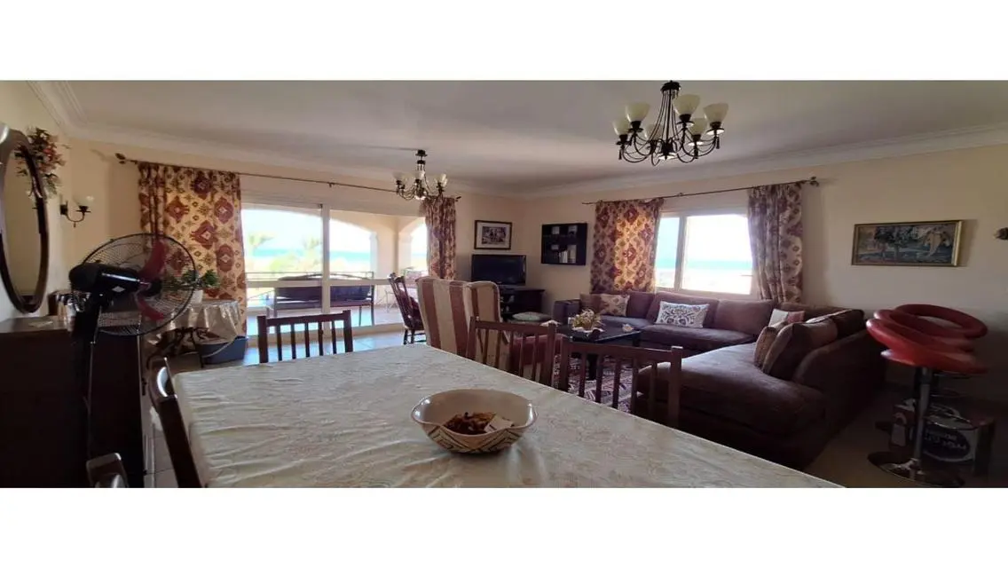 Chalet for sale in La Vista 5, pool and sea view