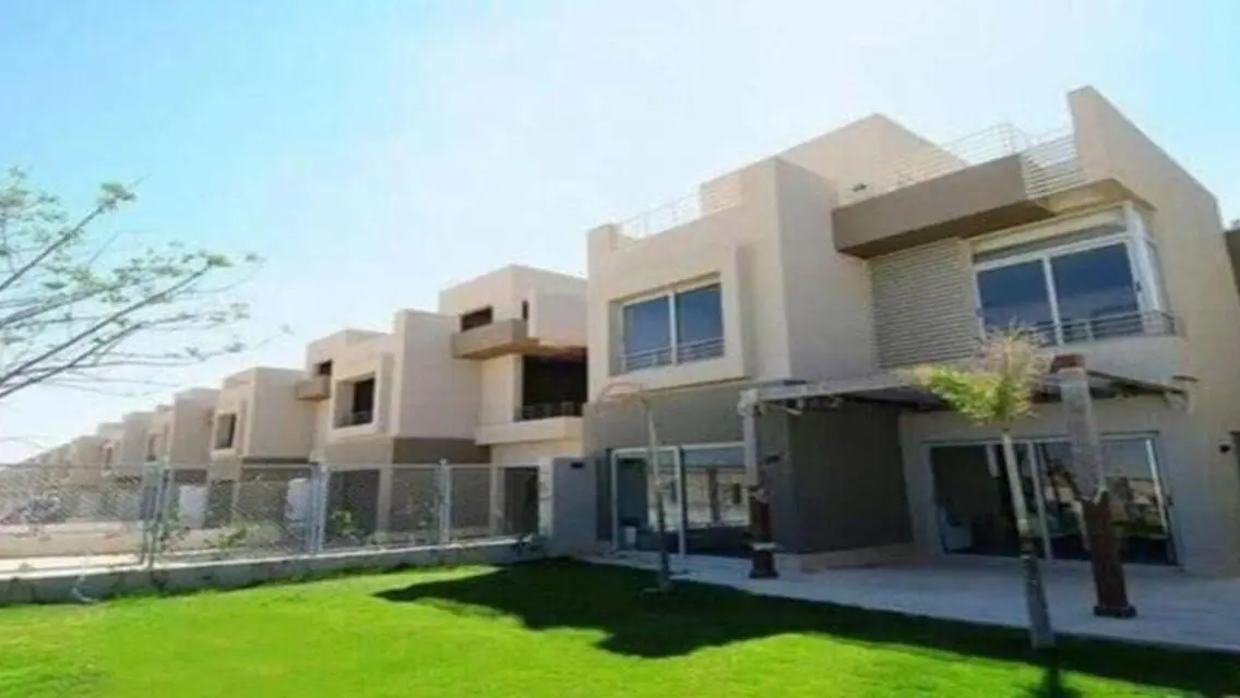 للبيع | شقة في Palm Hills، بادية