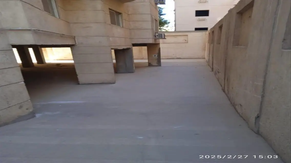جراج مول للبيع التجمع الخامس
