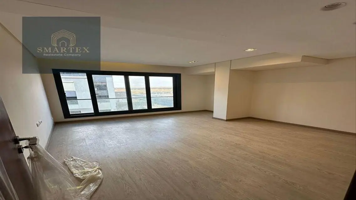 Luxury Apartment for Sale with Spacious Layout