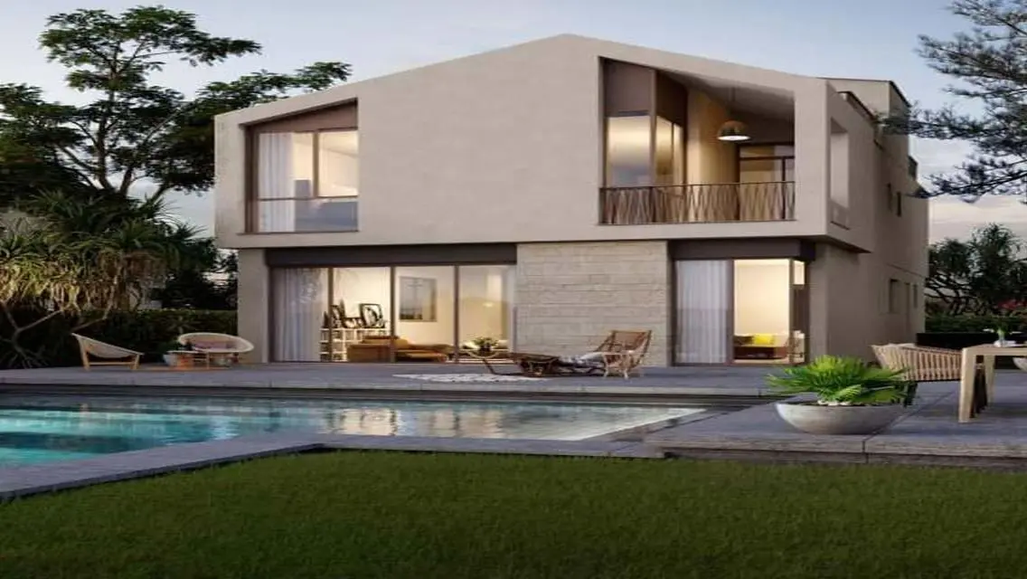 Luxury Apartment with Private Balcony and Garden