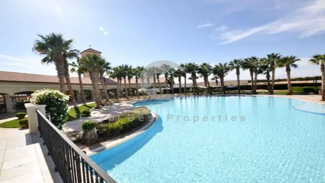 Luxury Sea View Chalet, Prime Location with Inst.