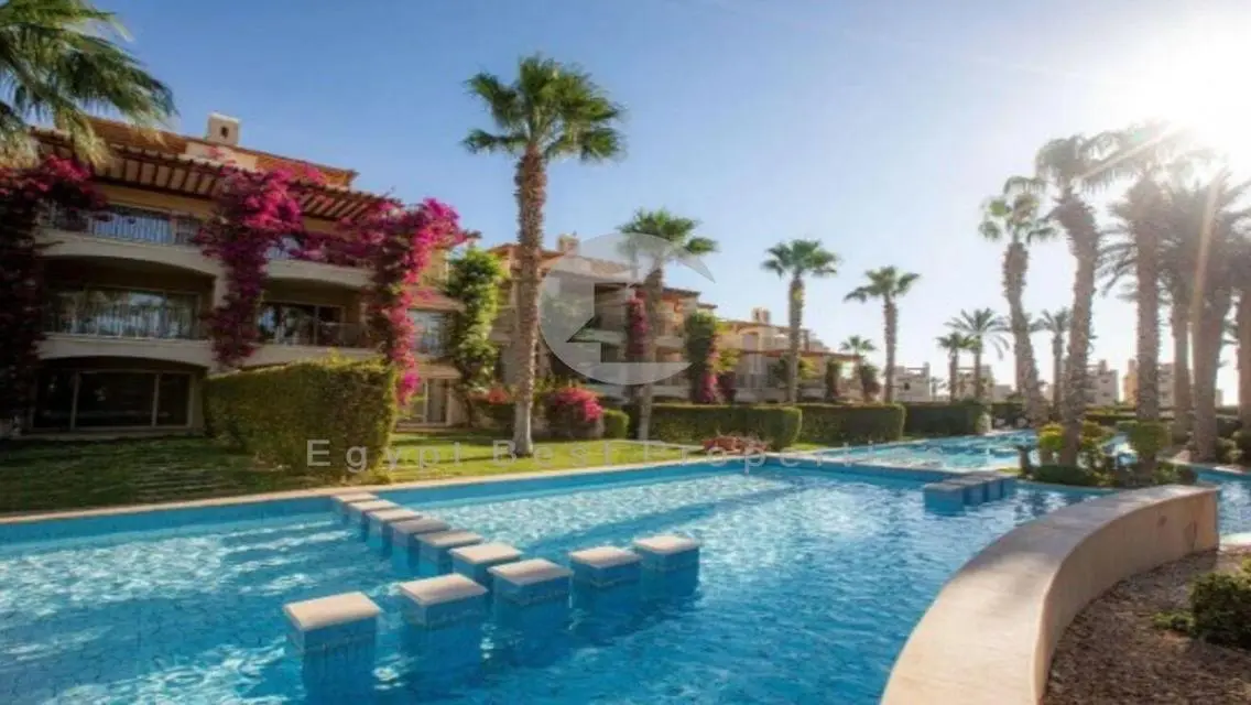 Luxury Sea View Chalet, Prime Location with Inst.