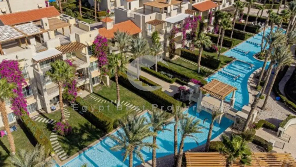 Luxury Sea View Chalet, Prime Location with Inst.