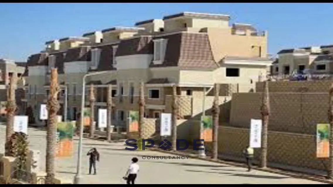 شقة مميزة للبيع في كمبوند سراي