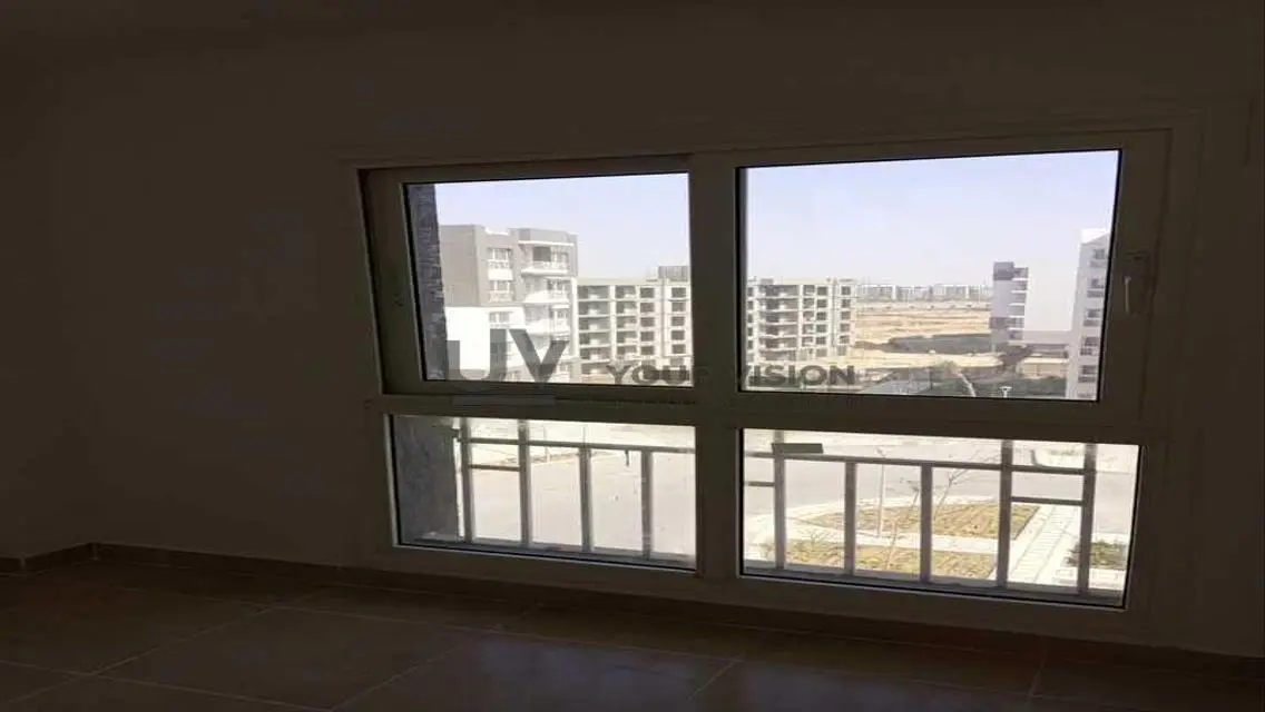 شقة ايجار قانون في ارقى مراحل مدينتيB12قرب الخدمات