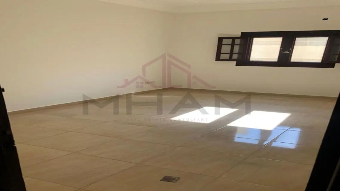 شقه ايجار تشطيب الترا لوكس بالبنفسج عمارات التجمع