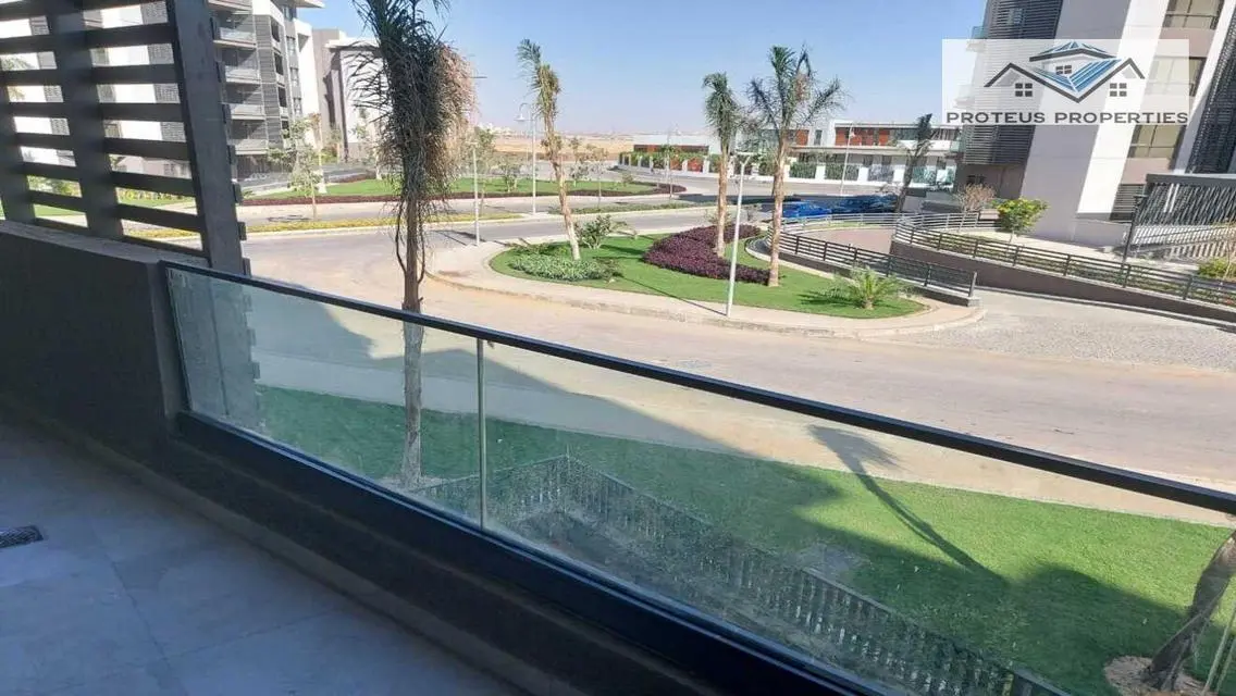 شقه للايجار في بريفادو مدينتي 84 متر