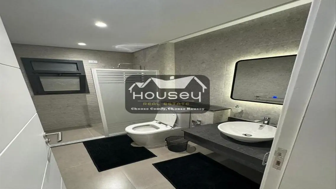 أول سكن - مودرن حديث - إيجار - إيستاون