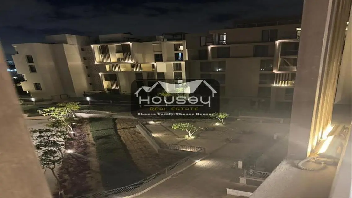 أول سكن - مودرن حديث - إيجار - إيستاون