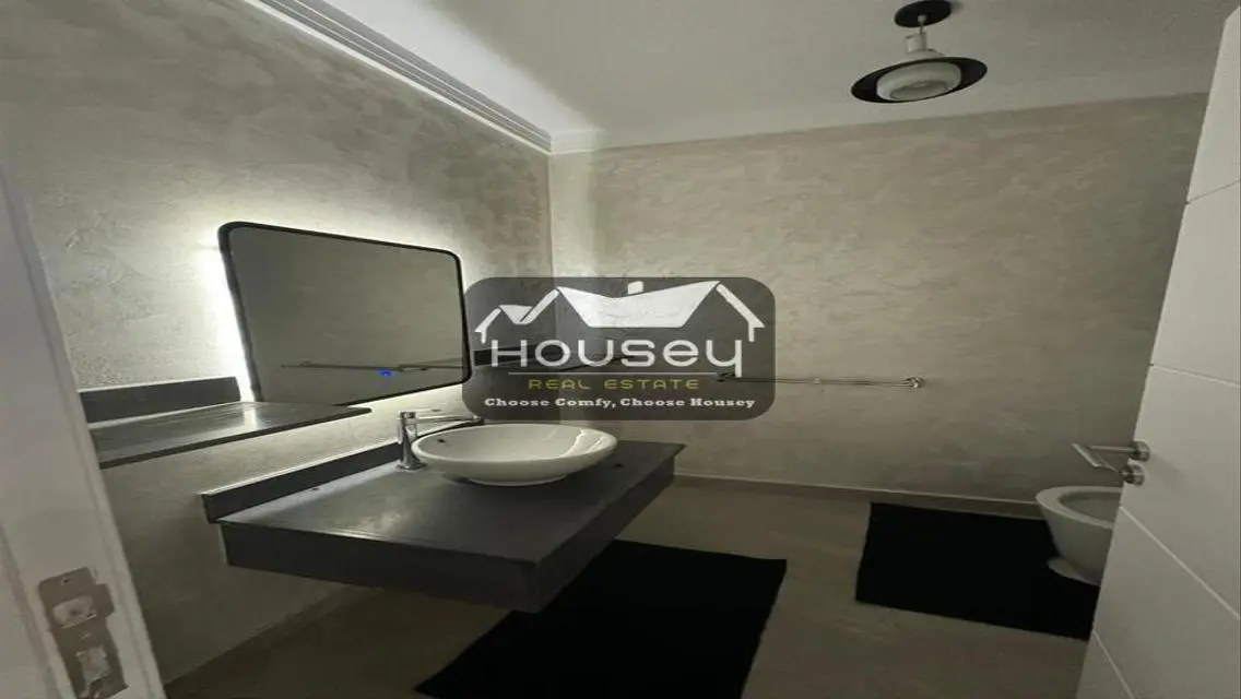 أول سكن - مودرن حديث - إيجار - إيستاون