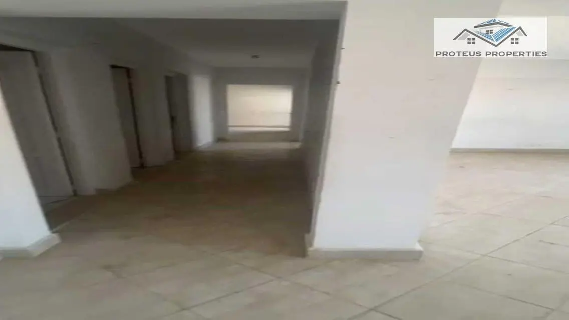 شقه 131 متر للبيع بالرحاب 2 بجوار افينيو مول