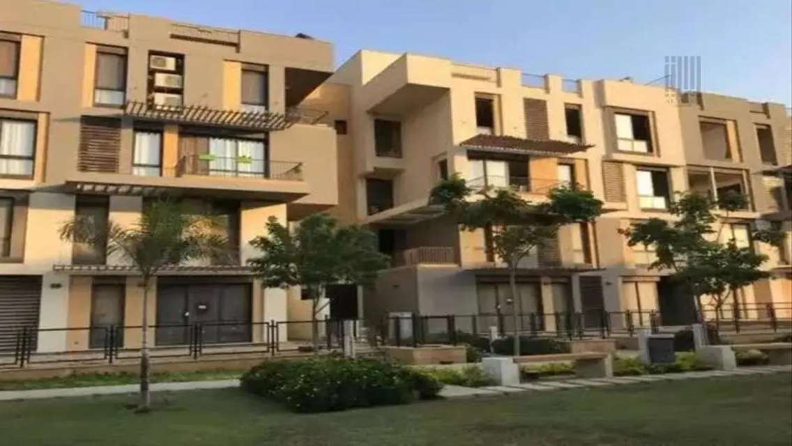 Luxury 4-Bedroom Home with Private Pool and Garden