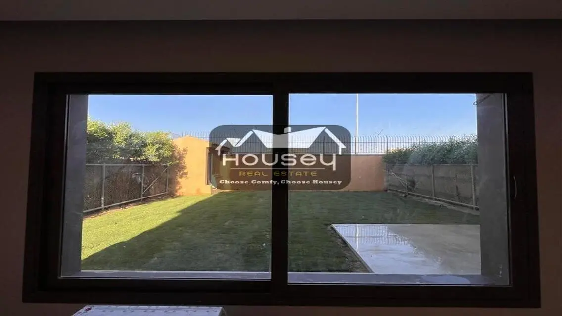 With Private Garden - Semi-Furnished - Twinhouse