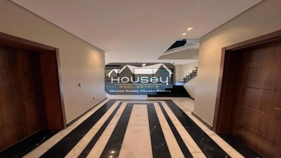 With Private Garden - Semi-Furnished - Twinhouse