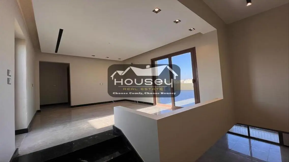 With Private Garden - Semi-Furnished - Twinhouse