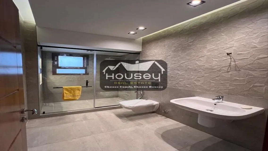With Private Garden - Semi-Furnished - Twinhouse