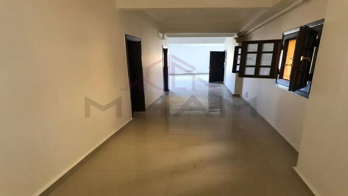 شقه للايجار تشطيب الترا سوبر لوكس بالنرجس 4