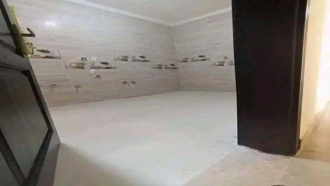 شقه الايجار الفاضى فى كمبوند جنه 2 الشيخ زايد 