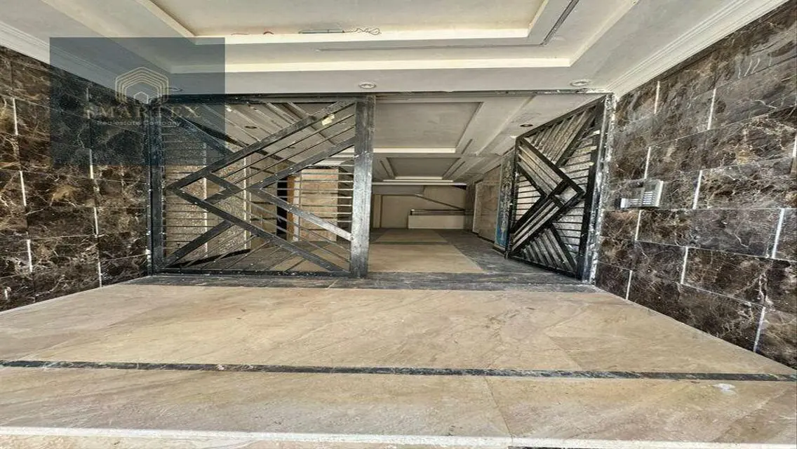 Apartment at the low price in Al-Nadi district