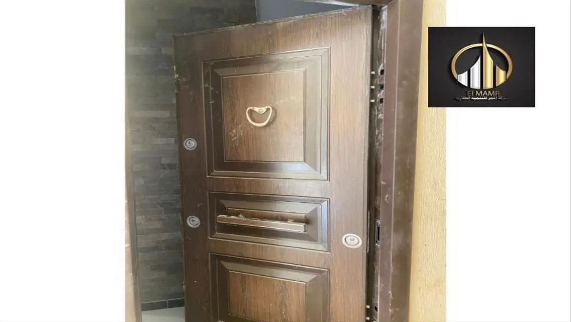 شقه130م دور ارضي متشطبه تشطيب كامل بسعر تجاري