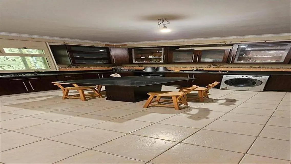Apartment for rent - 5 fully furnished rooms insid