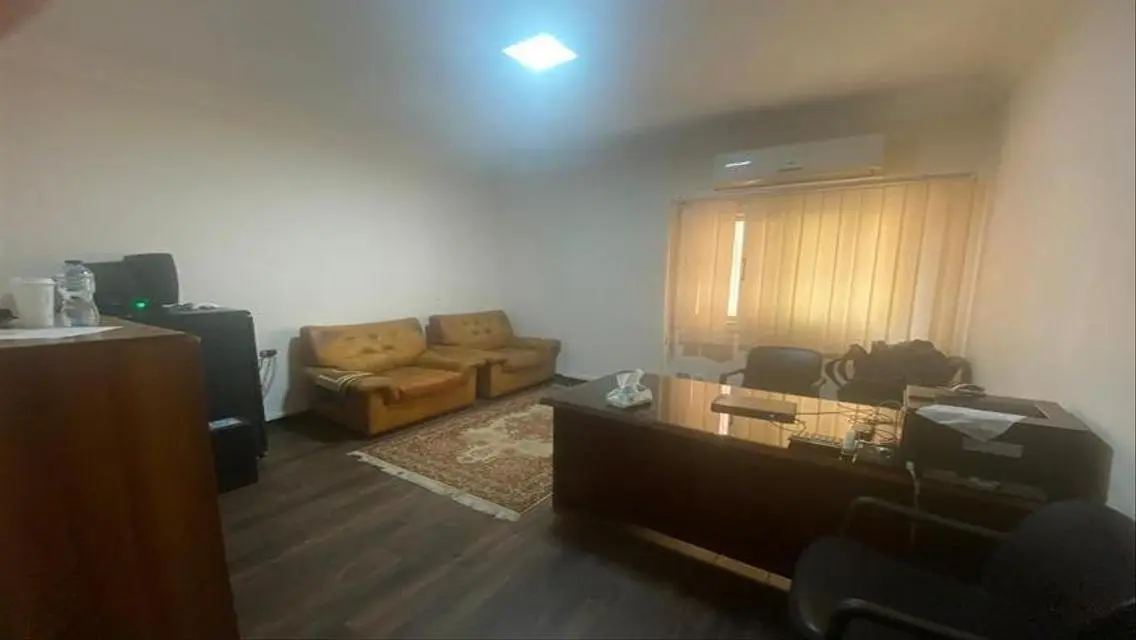 للايجار الاداري للمكاتب الشركات موقع مميز من ال 90