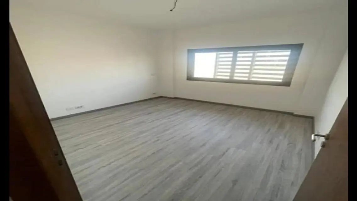 اول استخدام / اطلاله مميزه / سعر تنافسي 