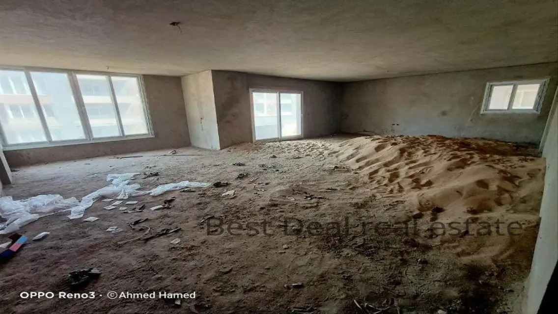 Penthouse In Zayed Regency Compound Sheikh Zayed