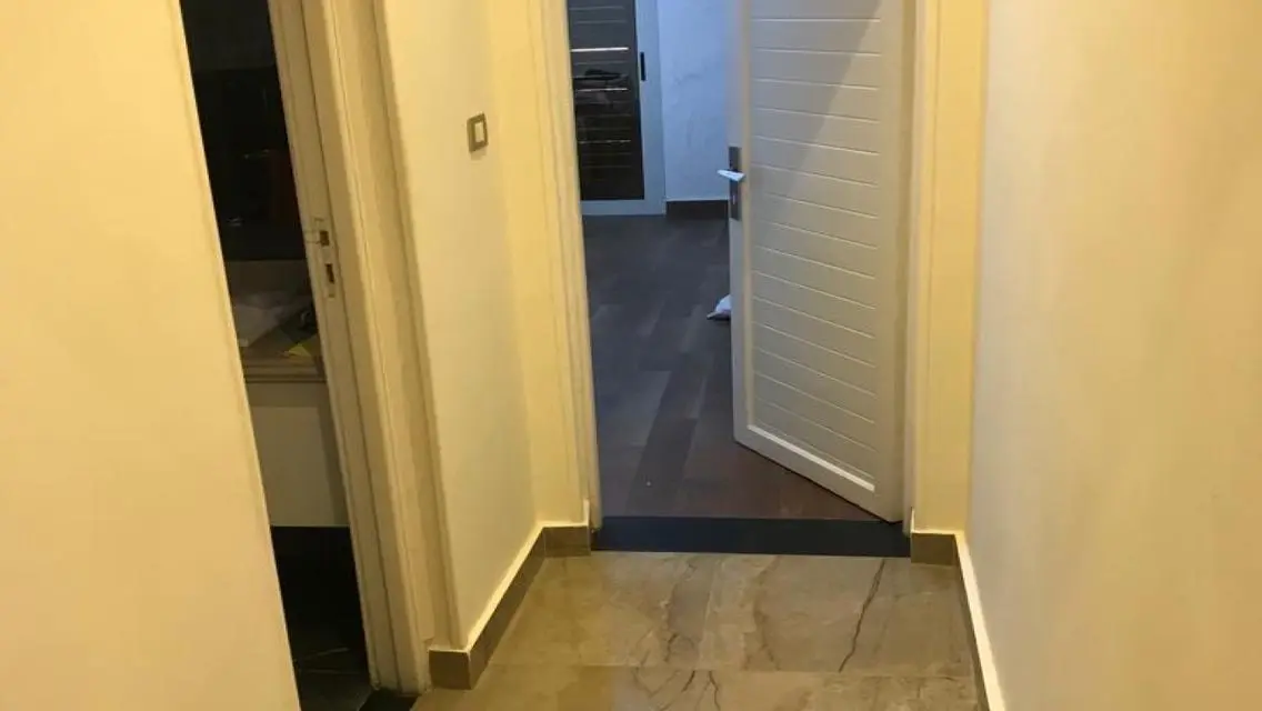 شاليه فيو مفتوح خطوات للبحيره الرمليه بمارينا٦