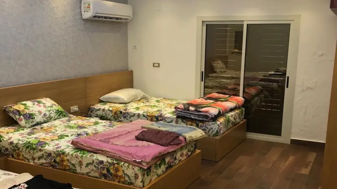شاليه فيو مفتوح خطوات للبحيره الرمليه بمارينا٦