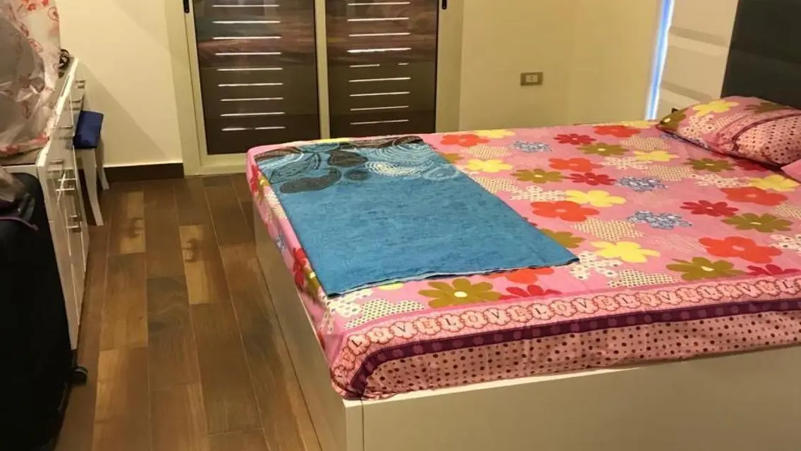 شاليه فيو مفتوح خطوات للبحيره الرمليه بمارينا٦
