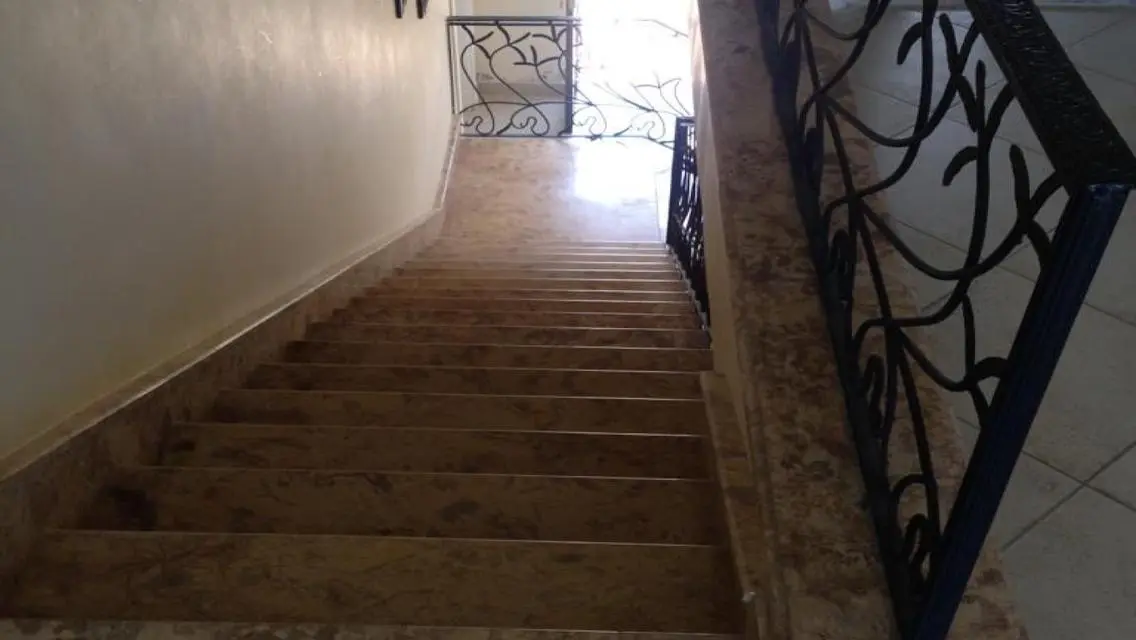 فيلا بمارينا ٧ صف تالت بحيره رمليه قريبه للخدمات