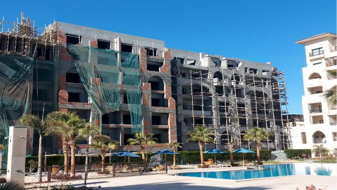 شقة غرفة وصالة 79م ب ALDAU Heights الكوثر بالغردقة