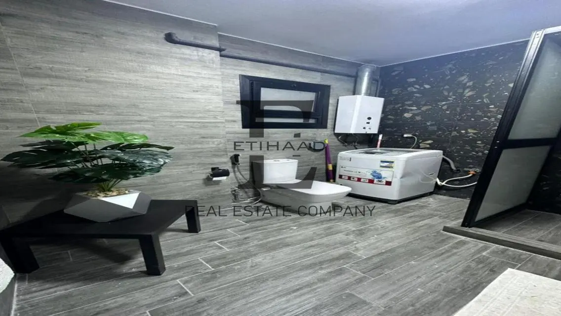 **Distinctive Apartment for Sale in the Seventh Di