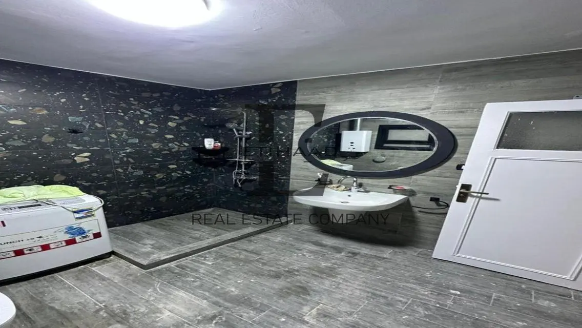 **Distinctive Apartment for Sale in the Seventh Di