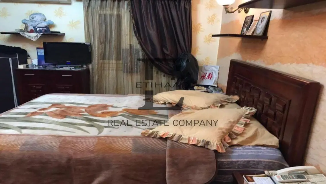 **Distinctive Apartment for Sale in the Seventh Di
