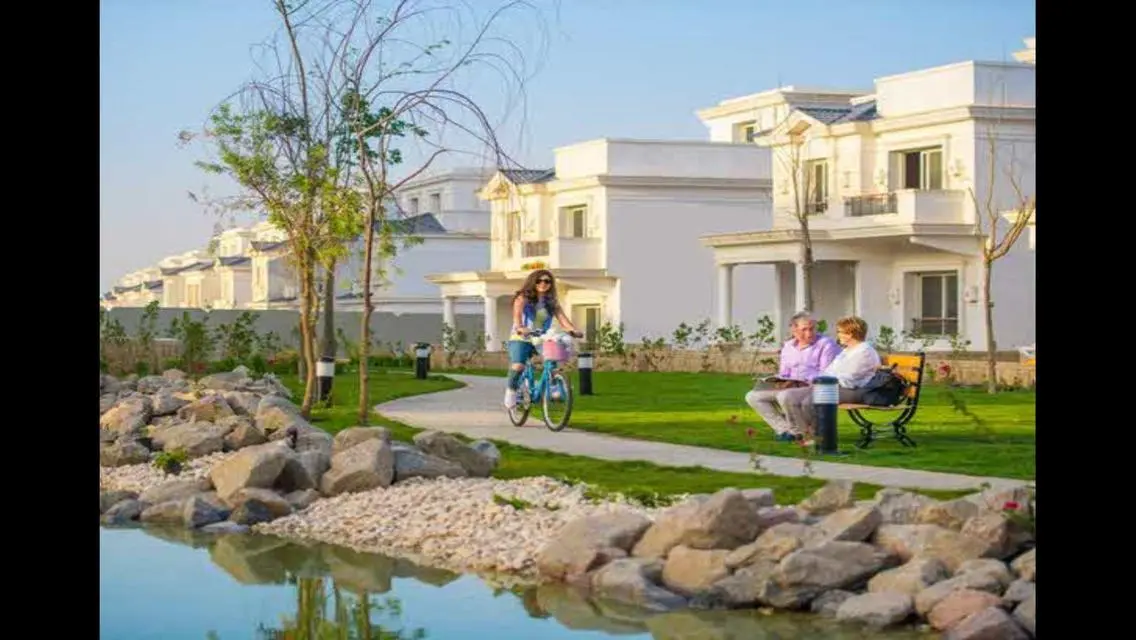 for sale stand alone villa ready to move