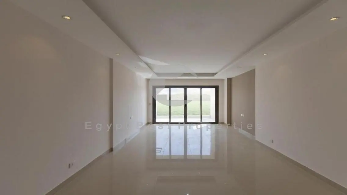 For Sale Apartment Ready To Move In New Cairo.