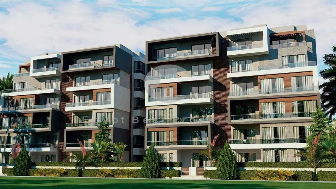 Apartment resale ready to move at palm hills cairo