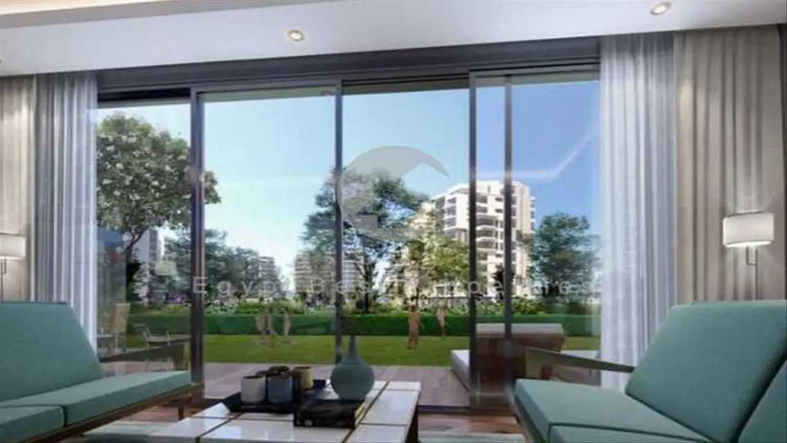 Golden Opportunity! Zed East 3-Bed Resale