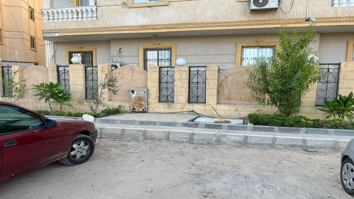 المساحه والسعر والموقع معا بشقه فيها كل المواصفات
