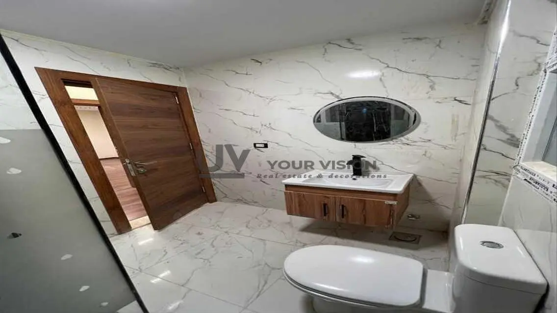 Luxury Apartment in -96-b11 with Private Garden