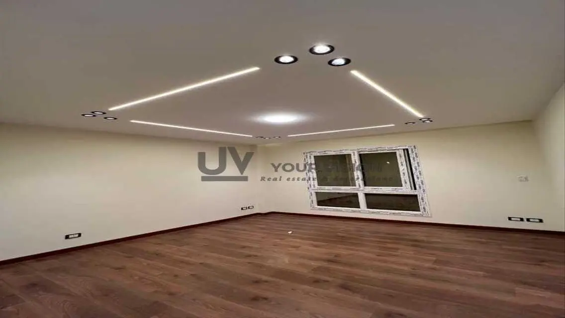 Luxury Apartment in -96-b11 with Private Garden
