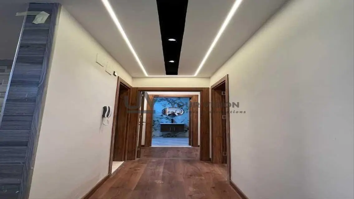 Luxury Apartment in -96-b11 with Private Garden