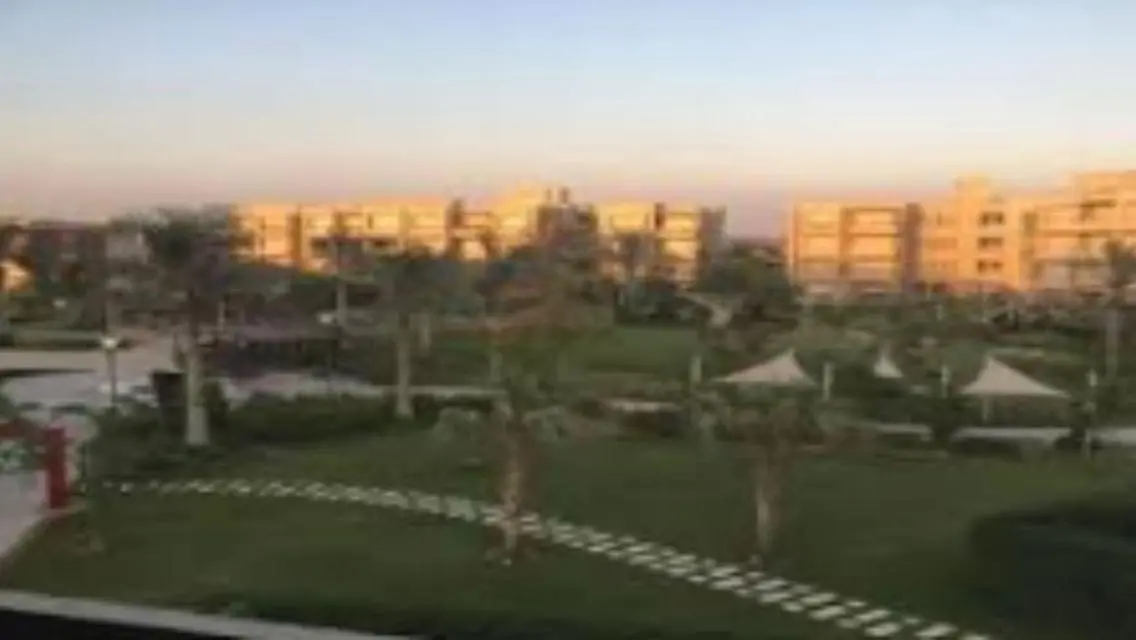 للبيع شقة 3 غرف في نيو جيزة بجوار بالم هيلز