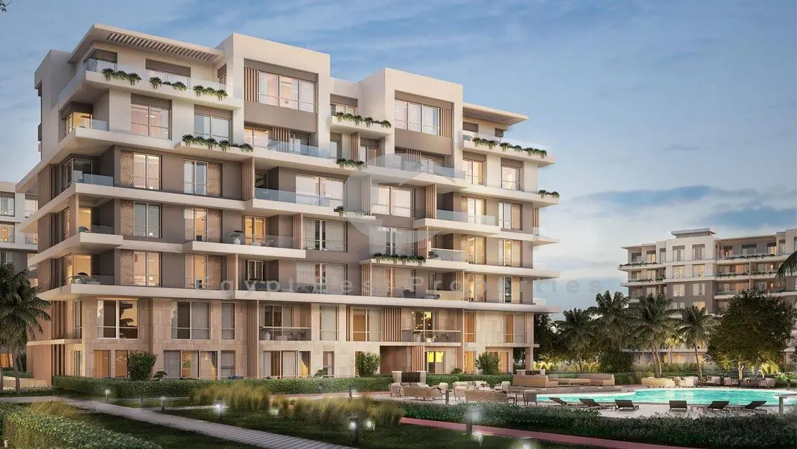Apartment with Prime Location at Hyde Park Resale