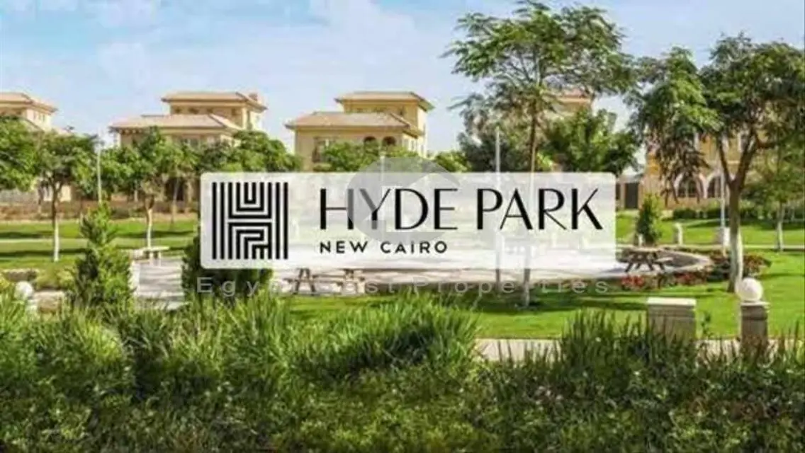 Apartment with Prime Location at Hyde Park Resale