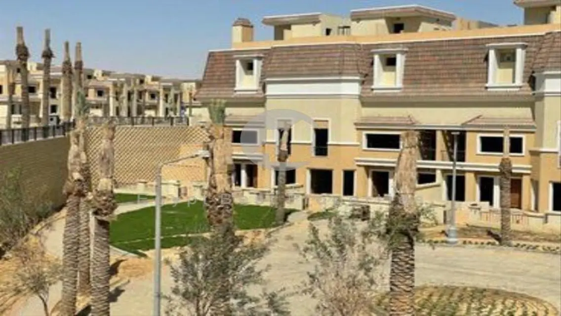 شقة كورنر بموقع مميز ريسيل في سراي